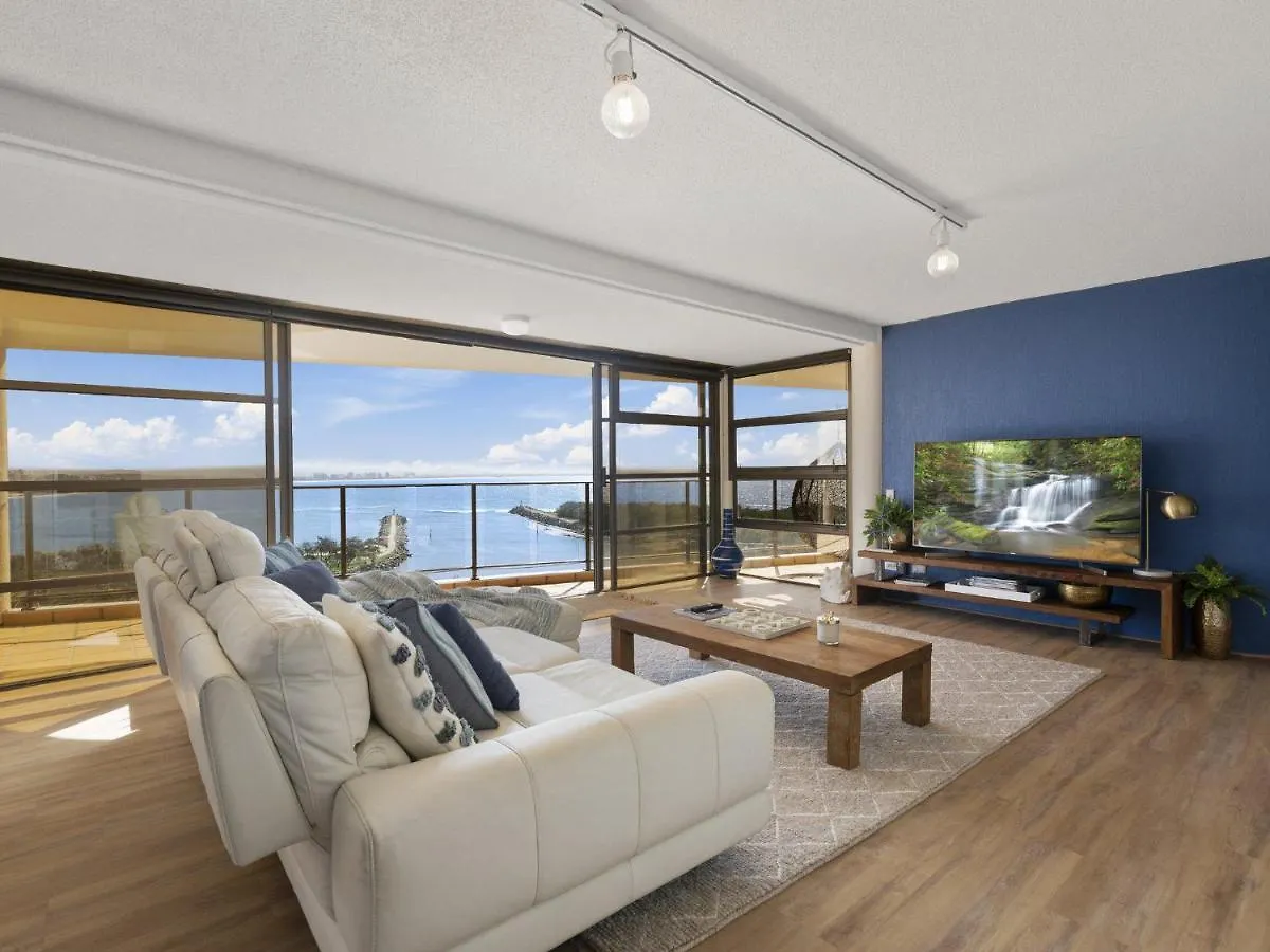 The Penthouse @ Point Cartwright - Instant Hotel Winner 2019 Buddina 0*,