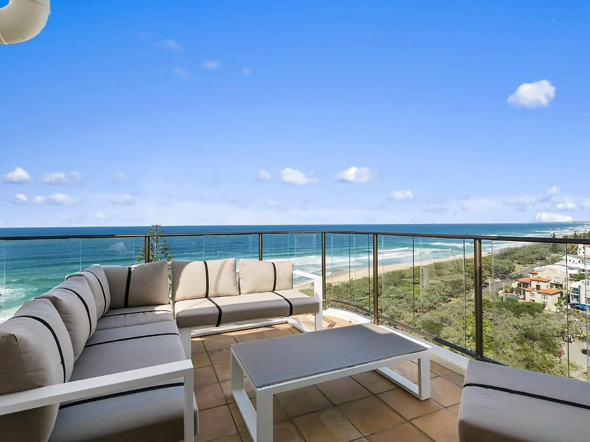 The Penthouse @ Point Cartwright - Instant Hotel Winner 2019 Buddina 0*,  Австралия